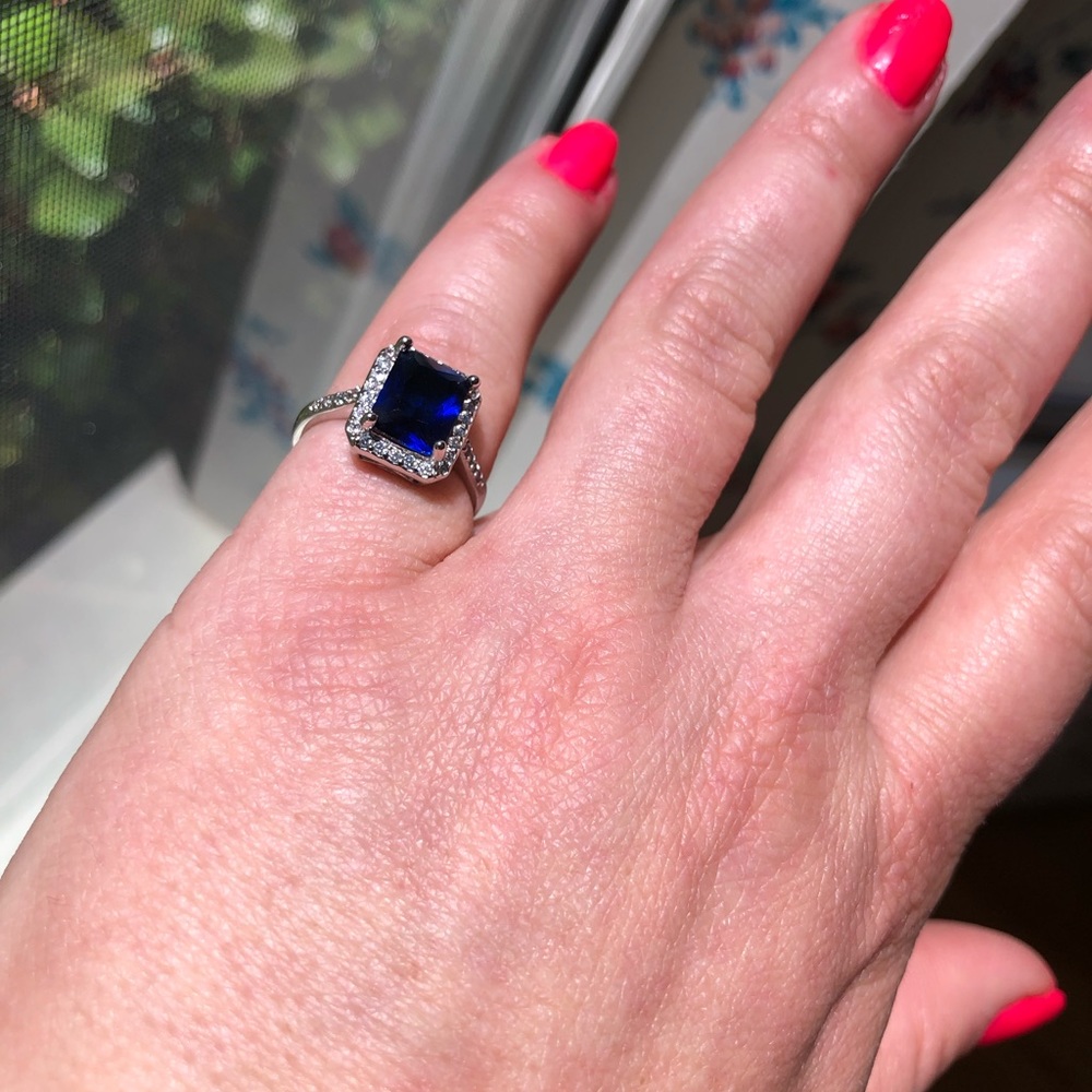 Sapphire Cubic Zirconia Ring (stamped 925) - Picture 3 of 7